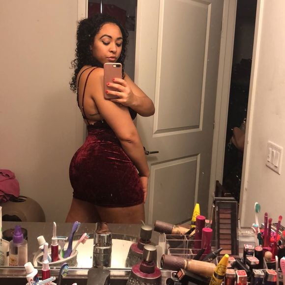 Meet your Posher, Jazmine - Picture 1 of 1